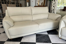Load image into Gallery viewer, 1000 - Three piece high quality leather sofa suite in very good condition! (Three-seater sofa: 192cm, Armchair: 100cm, Two-seater: 160cm)
