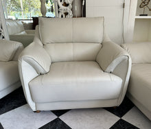 Load image into Gallery viewer, 1000 - Three piece high quality leather sofa suite in very good condition! (Three-seater sofa: 192cm, Armchair: 100cm, Two-seater: 160cm)

