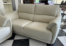 Load image into Gallery viewer, 1000 - Three piece high quality leather sofa suite in very good condition! (Three-seater sofa: 192cm, Armchair: 100cm, Two-seater: 160cm)
