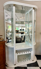 Load image into Gallery viewer, 1019 - Large display cabinet (125cm x 45cm, 212cm).
