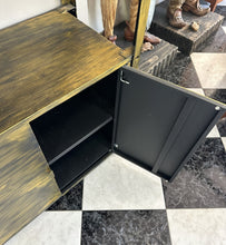 Load image into Gallery viewer, 1010 - Hand painted metal shelf (85cm x 40cm, 191cm high)
