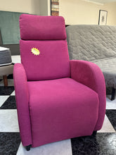 Cargar imagen en el visor de la galería, 1095 - Manual RECLINER in very good condition!

