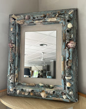 Cargar imagen en el visor de la galería, 1105 - Decorated and hand painted mirror. (46cm x 56cm)
