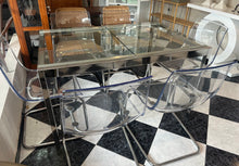 Load image into Gallery viewer, 1004 - Glass/chrome/pvc EXTENDIBLE dining table (125cm x 85cm OR 185cm x 85cm)+ 6 chairs.

