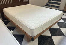 Load image into Gallery viewer, 1096 - Mattress in very good condition (150cm x 190cm) + wooden base.
