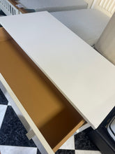 Load image into Gallery viewer, 1125 - White chest of drawers (80cm x 40cm, 100cm high)
