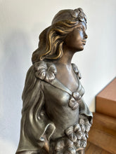 Cargar imagen en el visor de la galería, 1197 - Statue (forgot to measure, will do tomorrow, but about 60cm tall)
