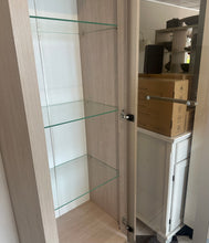 Cargar imagen en el visor de la galería, 1168 - Display cabinet (50cm x 43cm, 190cm high)
