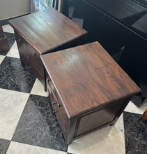 Cargar imagen en el visor de la galería, 1051 - Rustic wooden solid bedsides (50cm x 45cm, 50cm high) 125€ for both!
