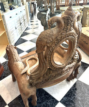 Cargar imagen en el visor de la galería, 1004 - Vintage Indian carved wood throne chair. (The one armrest is to be mounted, photo will be updated next week)
