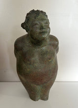 Cargar imagen en el visor de la galería, 1190 - Statues, left: 20€  23cm Right: SOLD!
