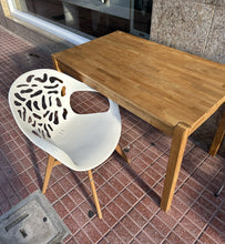 Load image into Gallery viewer, 1071 - Set with oak desk (115cm x 70cm) and chair (WE HAVE TWO OF THESE SETS IN STOCK!)
