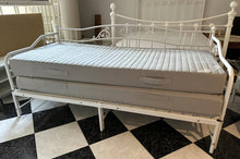 Load image into Gallery viewer, 1088 - Day bed (extends to double bed) with 2 mattresses (90cm x 200cm)
