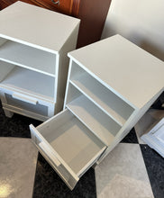Cargar imagen en el visor de la galería, 1082 - Two bedside tables (41cm x 40cm, 73cm high) Both for 50€.
