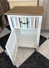 Cargar imagen en el visor de la galería, 1172 - Bedside cabinet (44cm x 30cm, 70cm high)
