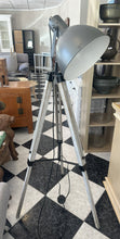 Cargar imagen en el visor de la galería, 1184 - Floor lamp (141cm)
