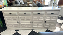 Load image into Gallery viewer, 1037 - Large white Castilian sideboard (200cm x 43cm, 80cm high)
