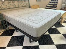 Load image into Gallery viewer, 1040 - Good quality mattress (as new, very good condition!) +  tapi (solid base) (160cm x 200cm)
