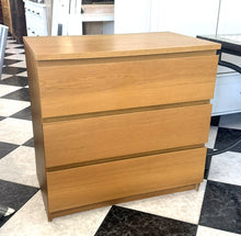 Load image into Gallery viewer, 1134 - Chest of drawers (WE HAVE TWO IN STOCK!) (81cm x 48xm, 73cm high)
