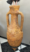 Cargar imagen en el visor de la galería, 1060 - High quality vintage pot with stands and flowers ) (pot + stand = 105cm)
