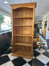 Load image into Gallery viewer, 1060 - High quality bookshelf (90cm x 40cm, 191cm high)
