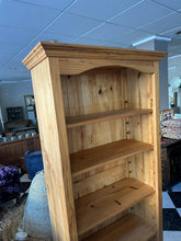 Load image into Gallery viewer, 1060 - High quality bookshelf (90cm x 40cm, 191cm high)
