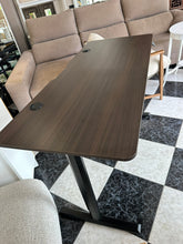 Load image into Gallery viewer, 1198 - Raisable desk (140cm x 60cm)
