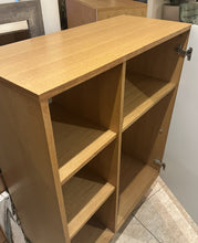 Load image into Gallery viewer, 1032 - Large (90cm x 42cm, 120cm high) cabinet (shelves inside, the bottom shelf is not mounted on the photo, will be shortly) (we have TWO in stock!)
