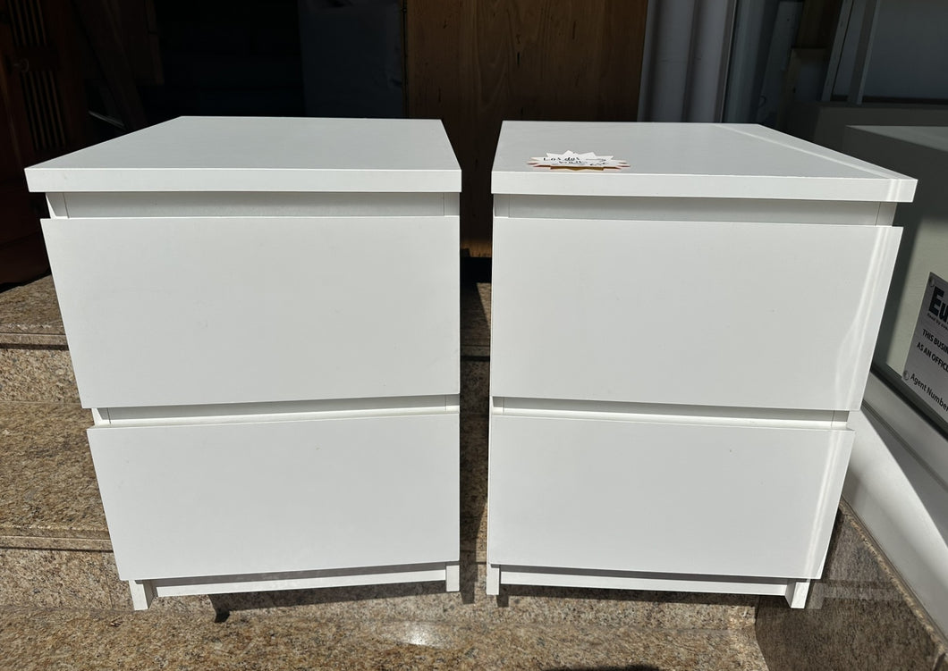 1148 - Two bedside tables, 65€ for both! (40cm x 48cm, 55cm high)