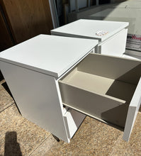 Cargar imagen en el visor de la galería, 1148 - Two bedside tables, 65€ for both! (40cm x 48cm, 55cm high)
