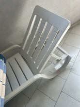 Load image into Gallery viewer, 1187 - Sun lounger with cushion, good condition!

