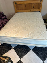 Load image into Gallery viewer, 1065 - Mattress +  tapi (Solid) base in good condition (135cm x 190cm).
