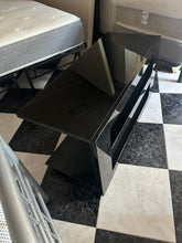 Cargar imagen en el visor de la galería, 1178 - High gloss black TV-table (108cm x 44cm, 56cm high)
