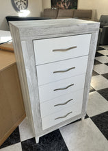 Load image into Gallery viewer, 1096 - Tall chest of drawers (matching set ref#1095) (61cm x 40cn, 110cm high)
