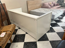 Load image into Gallery viewer, 1049 - Day bed / trundle bed (pulls out to a king size bed 180cm x 200cm. Each mattress is 90cm x 200cm)
