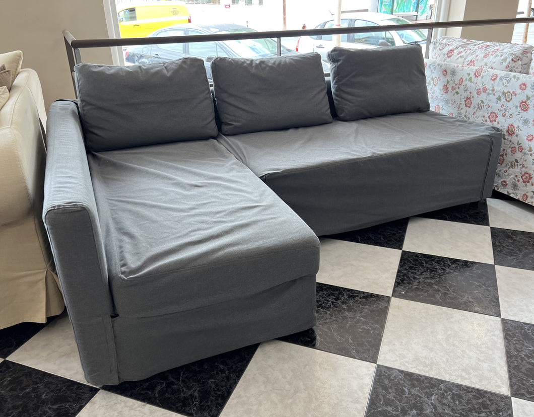 1103 - L-shaped sofa  (Sides: 150cm and 230cm)