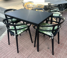 Load image into Gallery viewer, 1021 - Small dining table (110cm x 67cm) + 4 chairs + cushions. 125€ for the set.
