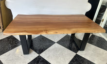 Load image into Gallery viewer, 1008 - High quality wooden coffee table (122cm x 66cm, 45cm high)
