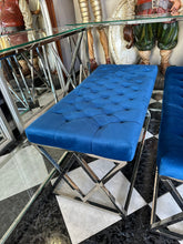 Cargar imagen en el visor de la galería, 1016 - Two high quality chrome benches (in very good condition) (100cm x 48cm, 46cm high) 145€ each.
