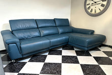 Load image into Gallery viewer, 1007 - High quality ELECTRIC leather L-shaped sofa. Teal color. In very good condition! (Sides: 285cm and 182cm)
