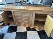 Cargar imagen en el visor de la galería, 1015 - Black sideboard with wooden top (165cm x 41cm, 79cm high)
