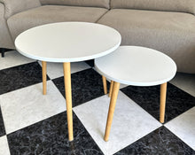 Cargar imagen en el visor de la galería, 1079 - Set of 2 coffee tables. (Largest one measures:  MORE INFO COMING BEFORE FRIDAY 14:00
