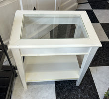 Load image into Gallery viewer, 1166 - Left: SOLD! Right: Side table 35€ (57cm x 40cm, 60cm high)
