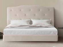 Cargar imagen en el visor de la galería, LA PREMIER "GRECIA" - 135cm high, 7cm thick. Fabric or Faux leather. Available in all sizes and in different colors (click to see more!)! PRICE STARTING FROM 352€.
