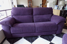 Load image into Gallery viewer, 1068 - Very nice fabric purple sofa  (200cm) 225€ (foot rest sold!!)
